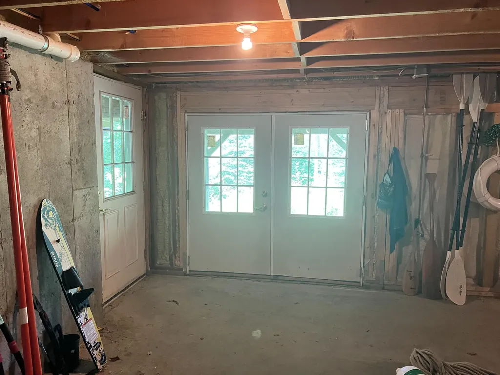 24 Moosewood Lane Brooksville ME 04617