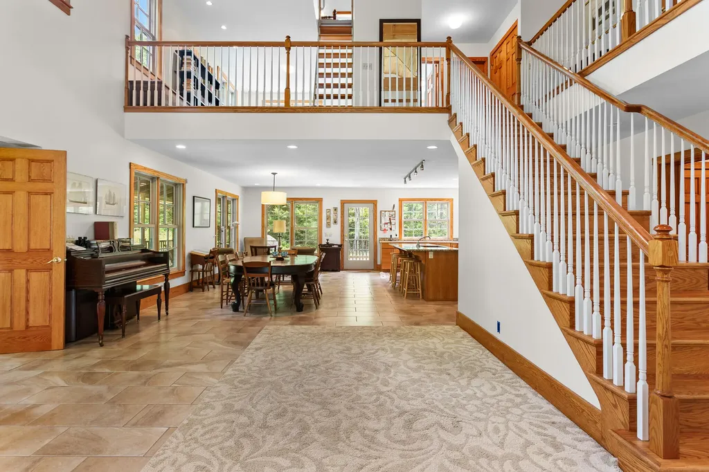 24 Moosewood Lane Brooksville ME 04617