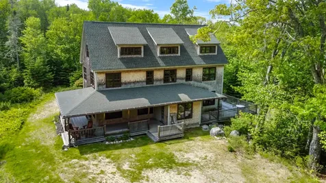 24 Moosewood Lane Brooksville ME 04617