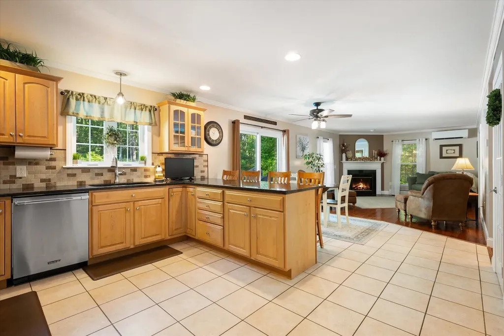 64 Hopkins Road Hampden ME 04444