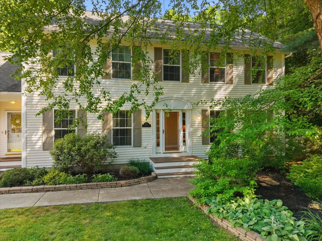64 Hopkins Road Hampden ME 04444