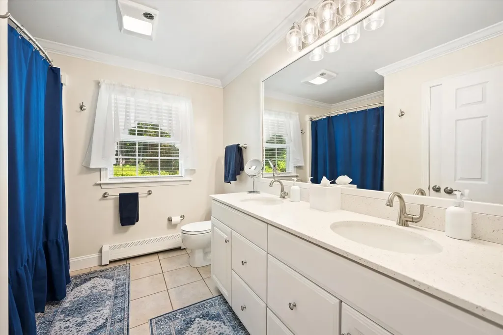 64 Hopkins Road Hampden ME 04444