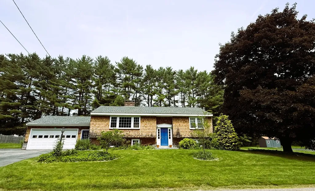 36 Pinewood Drive Cumberland ME 04021