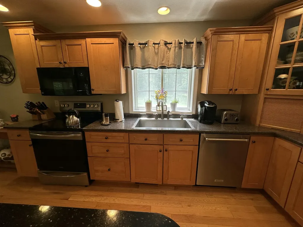 222 Coles Hill Road Wells ME 04090
