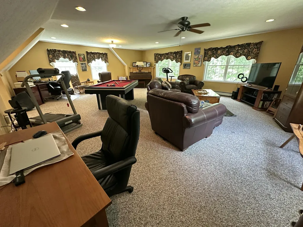 222 Coles Hill Road Wells ME 04090