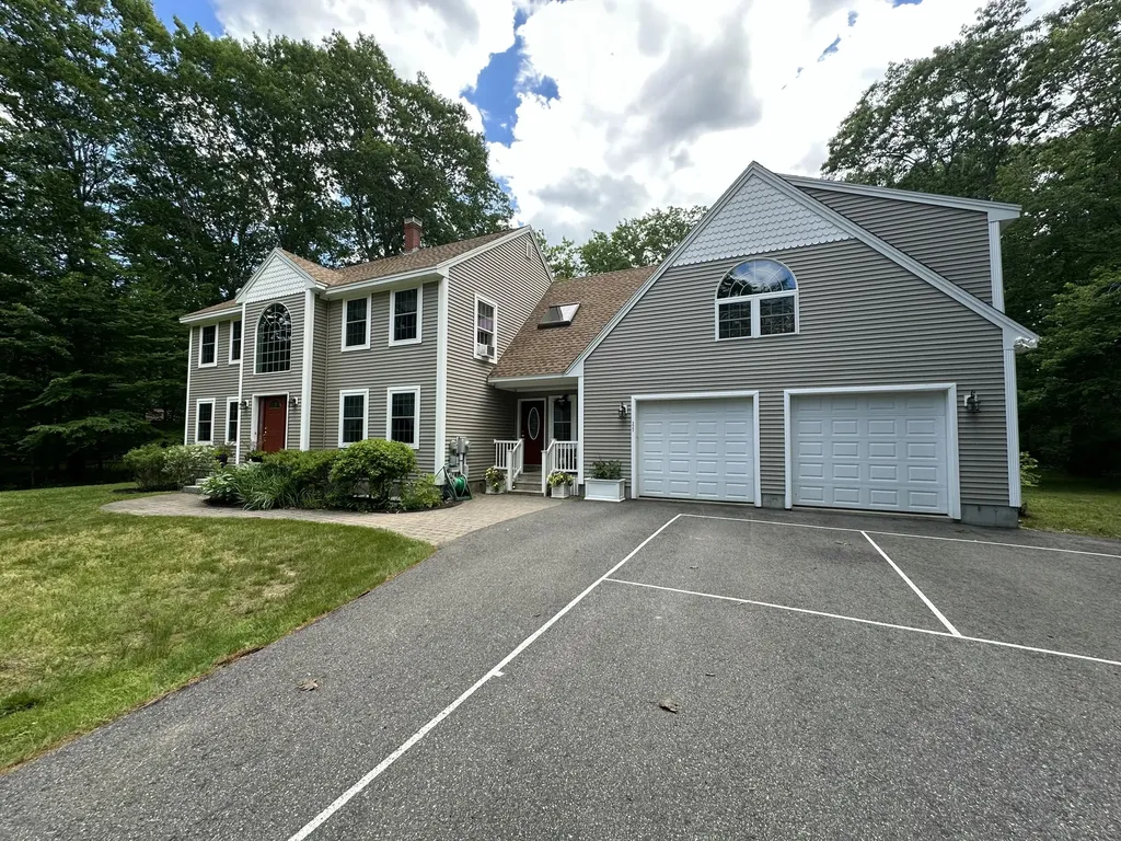 222 Coles Hill Road Wells ME 04090