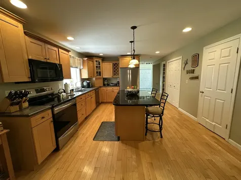 222 Coles Hill Road Wells ME 04090