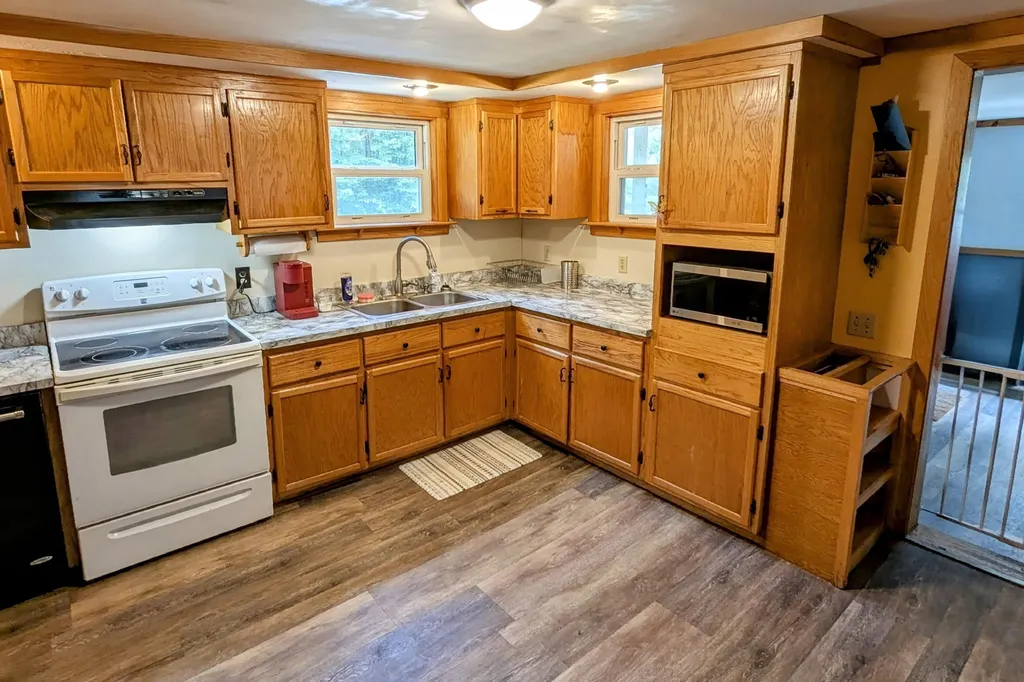 189 Shusta Road Madison ME 04950
