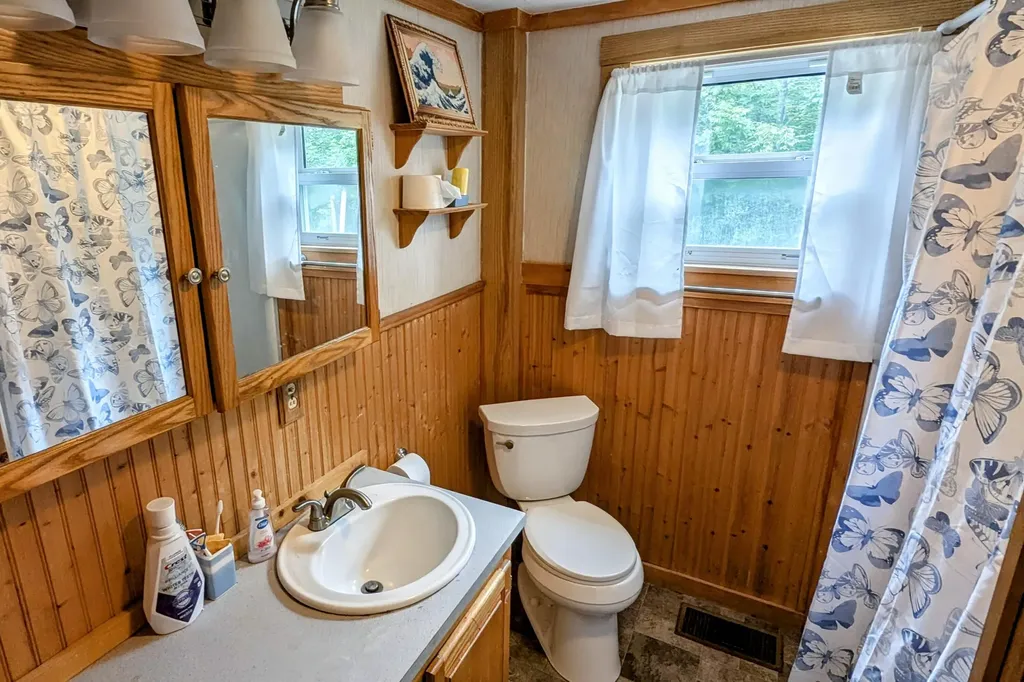 189 Shusta Road Madison ME 04950