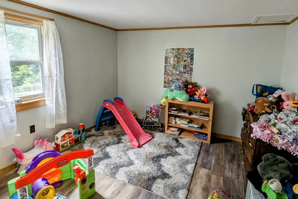 189 Shusta Road Madison ME 04950