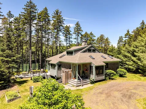200 Oceanward Drive Friendship ME 04547