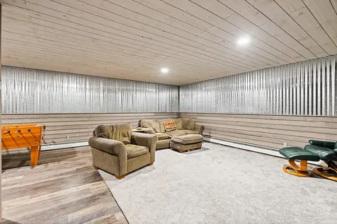 47 Rustic Lane Gardiner ME 04345