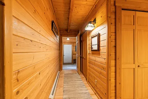 47 Rustic Lane Gardiner ME 04345