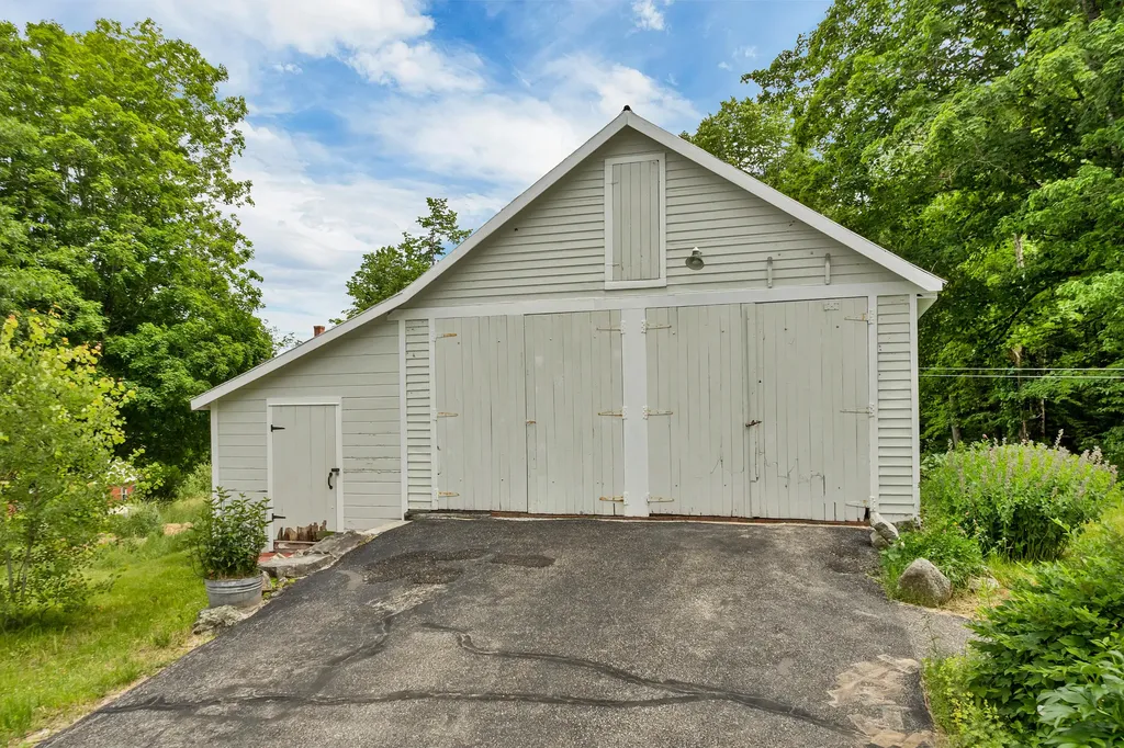 6 Convene Road Sebago ME 04029