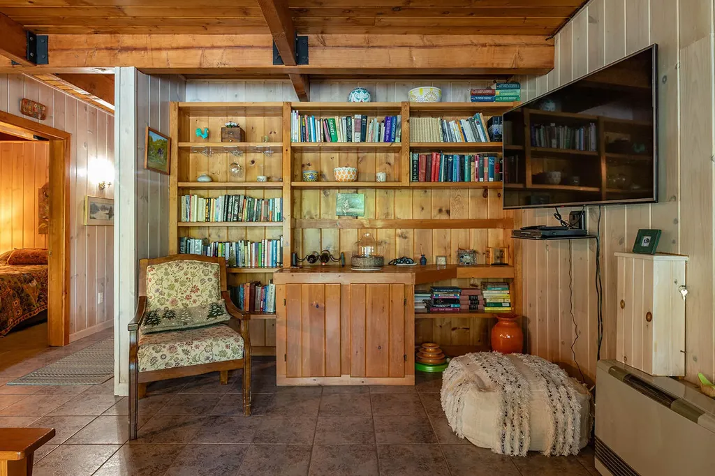 122 Dewmar Lane Union ME 04862