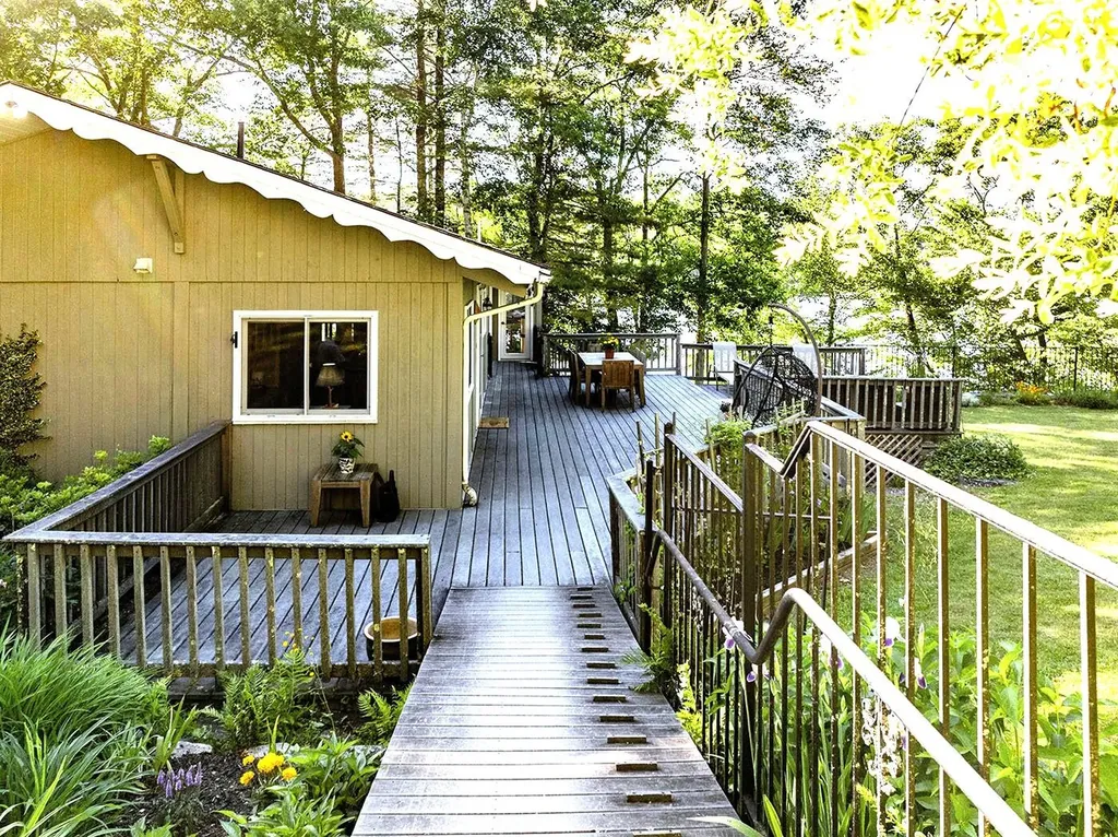 122 Dewmar Lane Union ME 04862