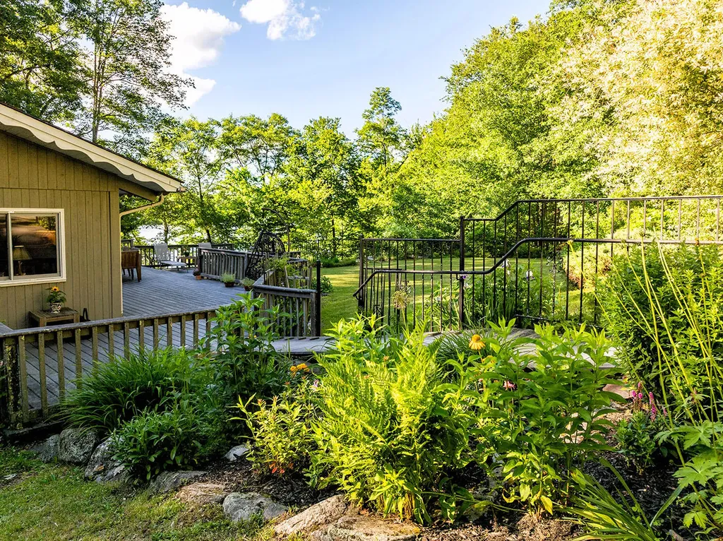122 Dewmar Lane Union ME 04862