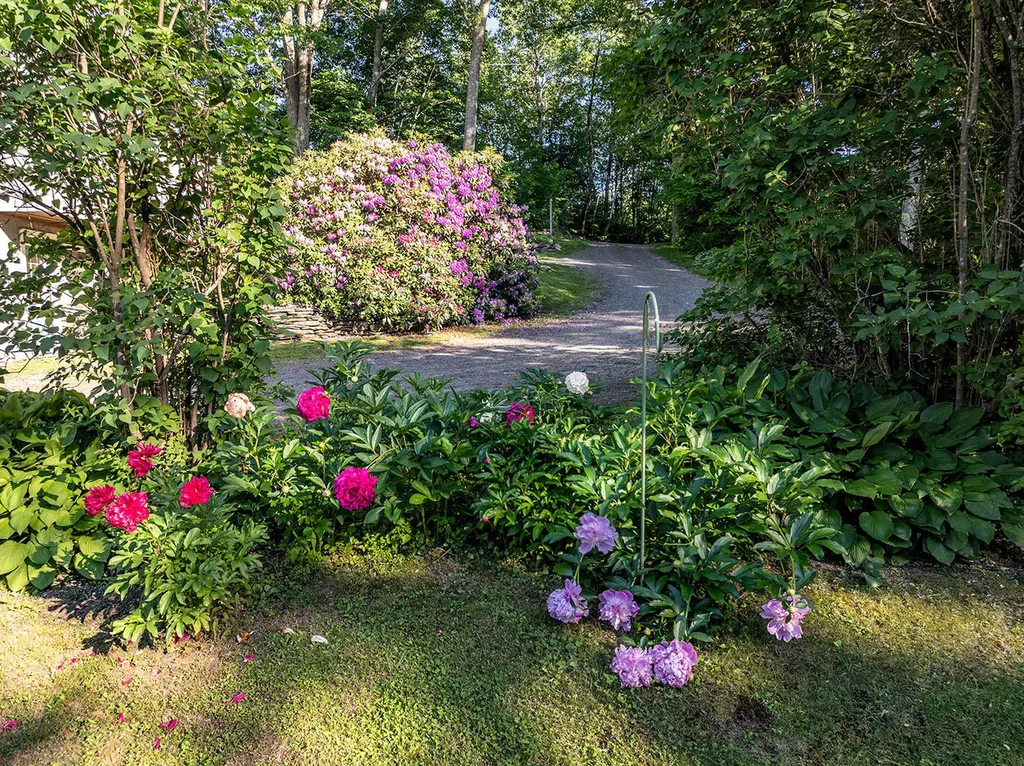 122 Dewmar Lane Union ME 04862