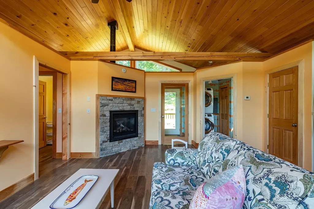 122 Dewmar Lane Union ME 04862