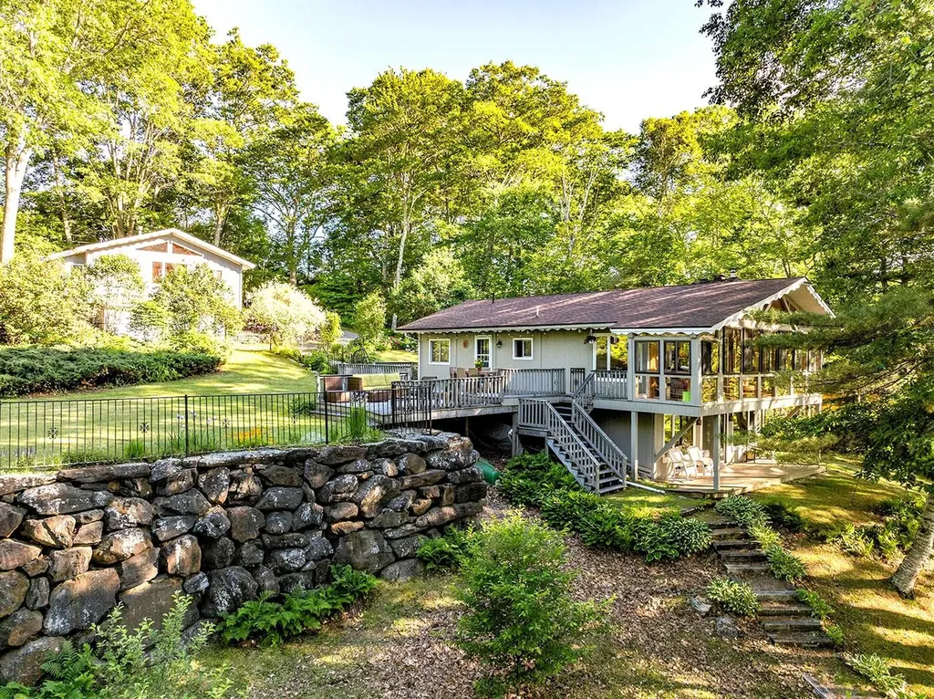 122 Dewmar Lane Union ME 04862