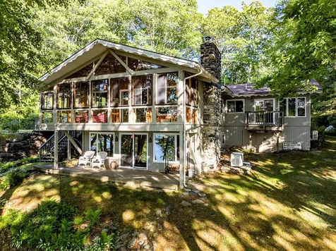 122 Dewmar Lane Union ME 04862