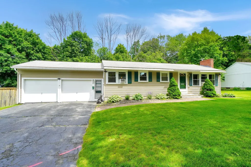 43 Ennis Street Westbrook ME 04092