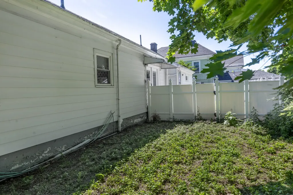 420 French Street Bangor ME 04401