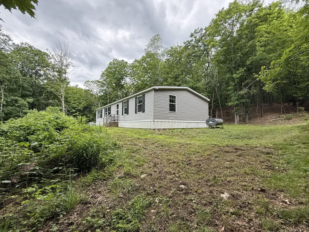 5 Moulton Ridge Road Porter ME 04068
