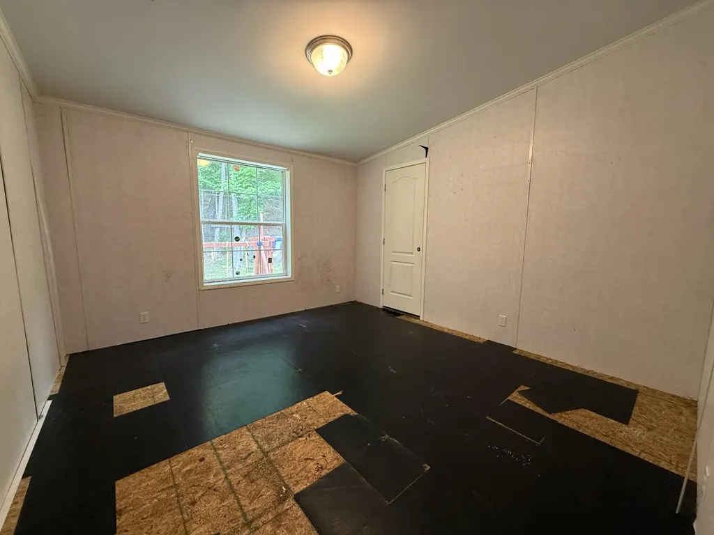 5 Moulton Ridge Road Porter ME 04068