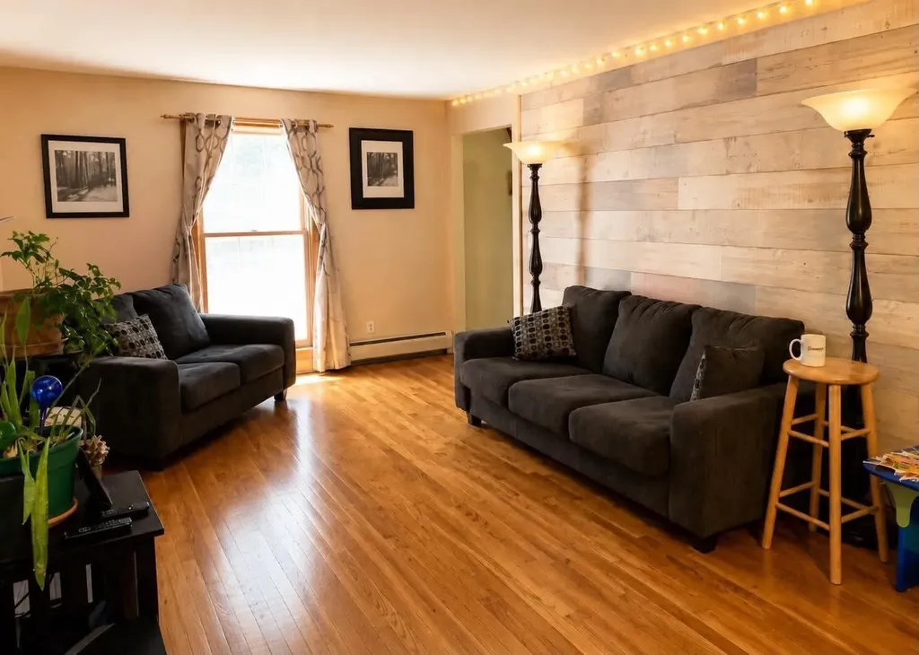 2306 S Princeton Road Baileyville ME 04694