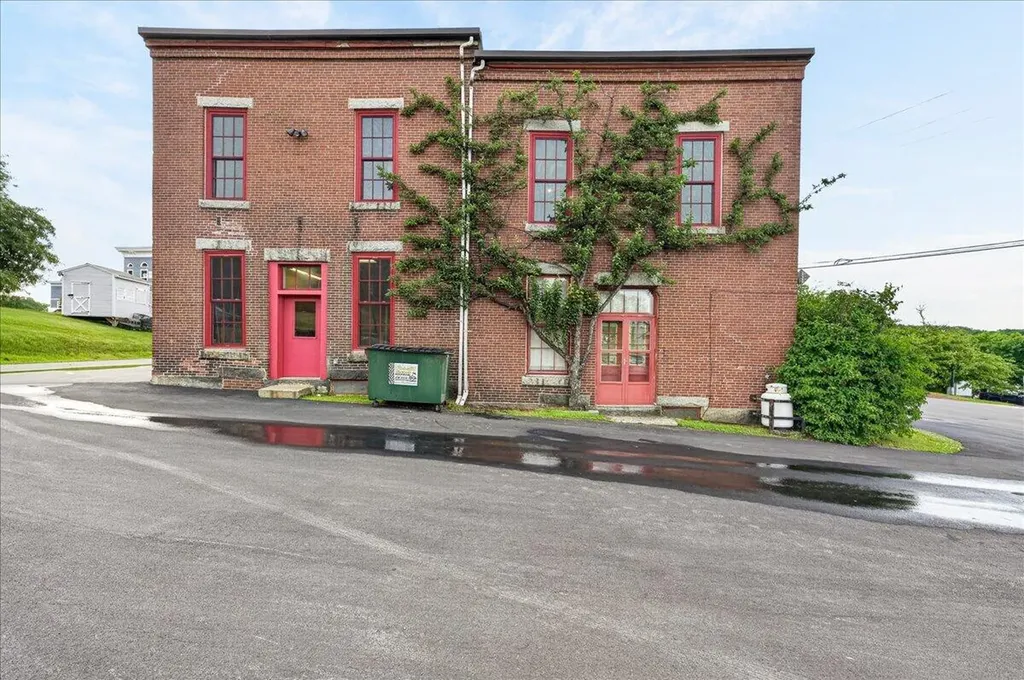 12, 14 &16 Main Street Belfast ME 04915