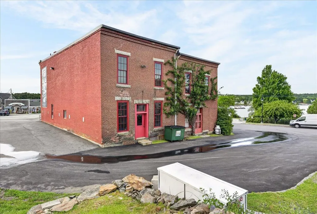 12, 14 &16 Main Street Belfast ME 04915