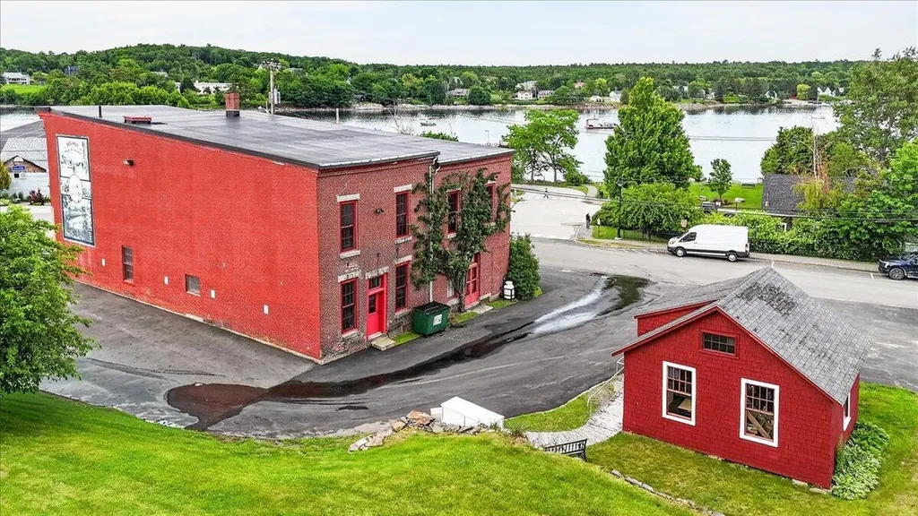 12, 14 &16 Main Street Belfast ME 04915