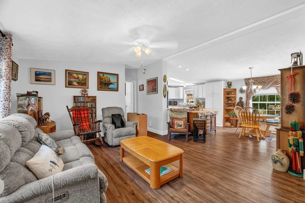 45 Wood Road Wayne ME 04284