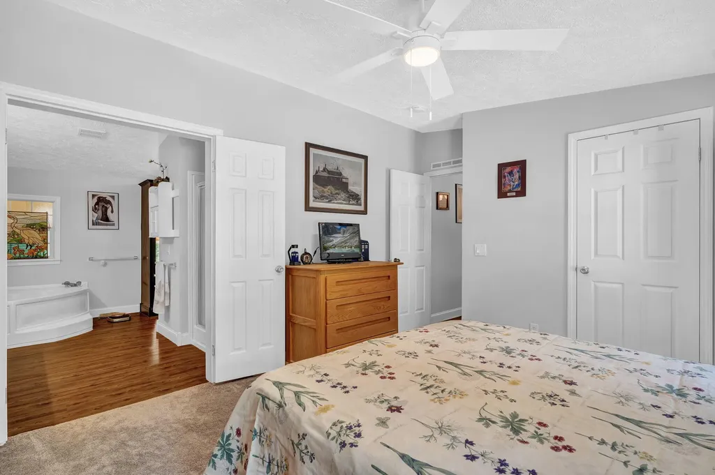 45 Wood Road Wayne ME 04284