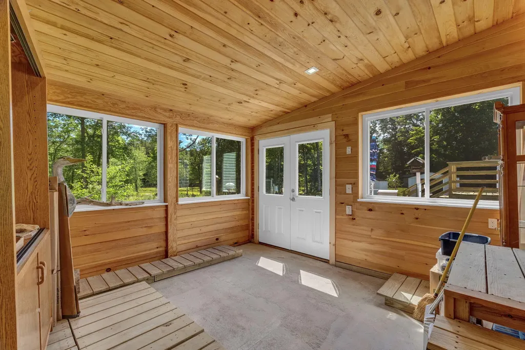 45 Wood Road Wayne ME 04284