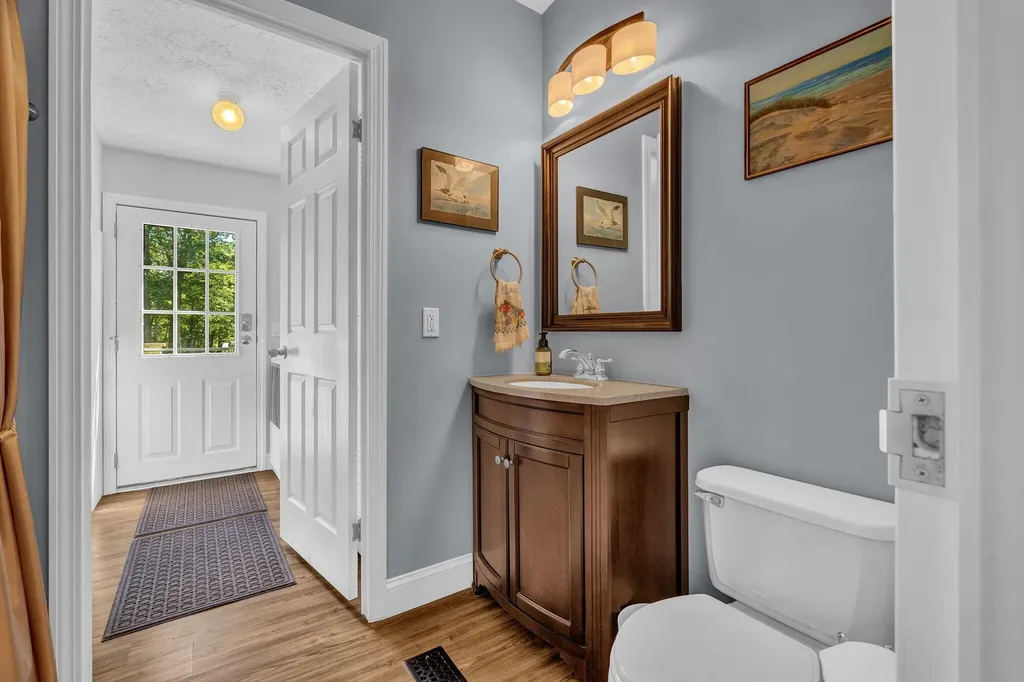 45 Wood Road Wayne ME 04284