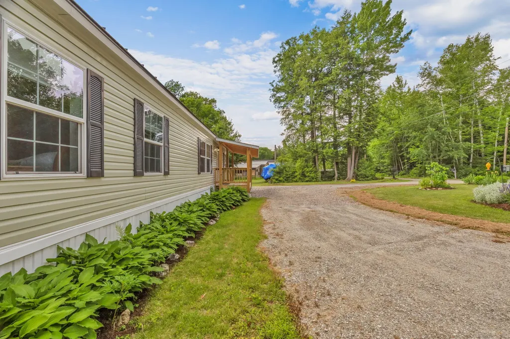 45 Wood Road Wayne ME 04284