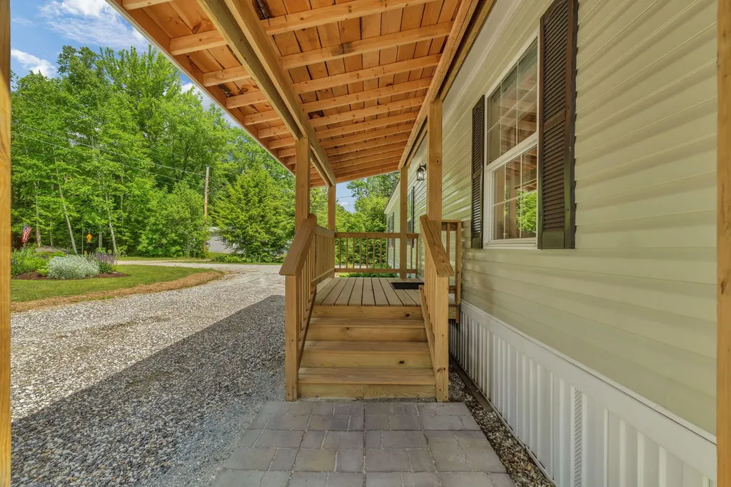 45 Wood Road Wayne ME 04284