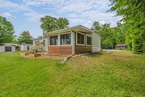 45 Wood Road Wayne ME 04284