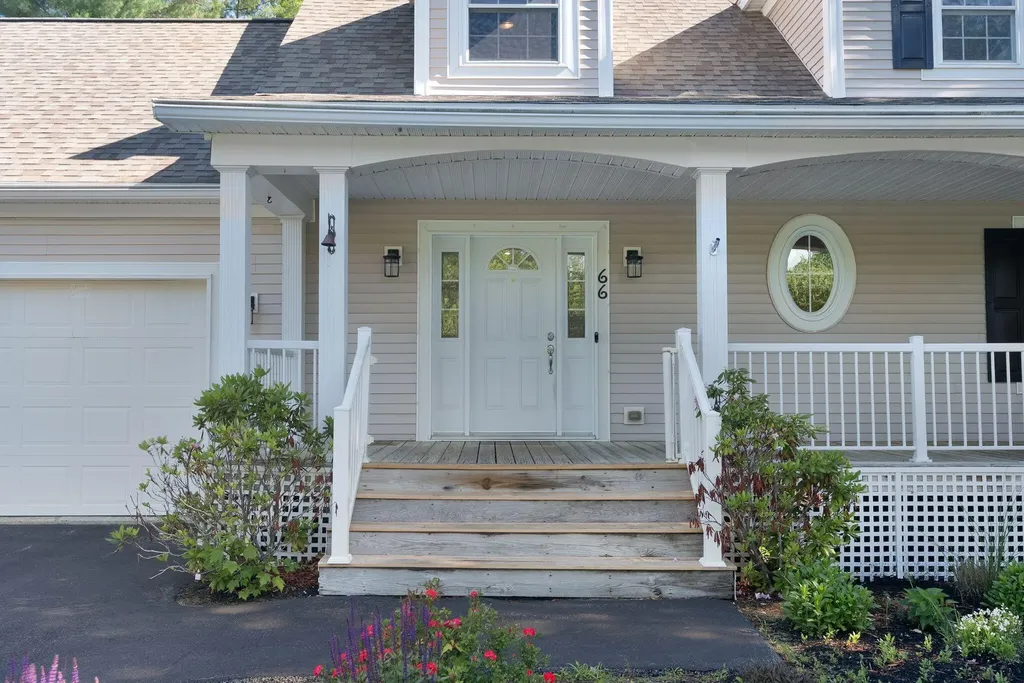 66 Emerald Street Wells ME 04090