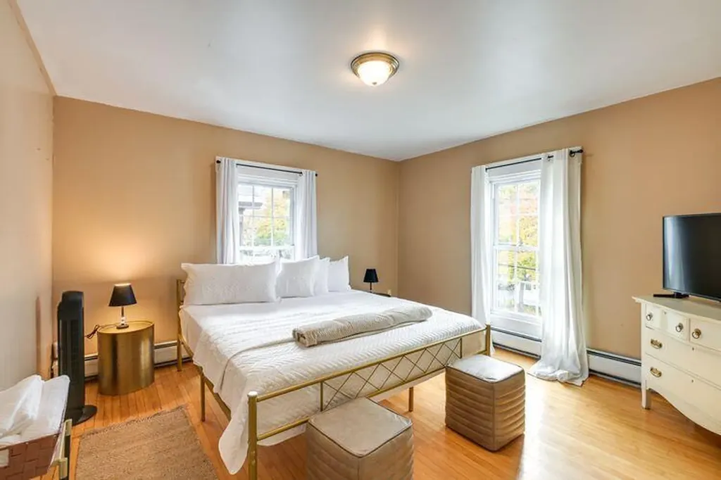 271 Essex Street Bangor ME 04401