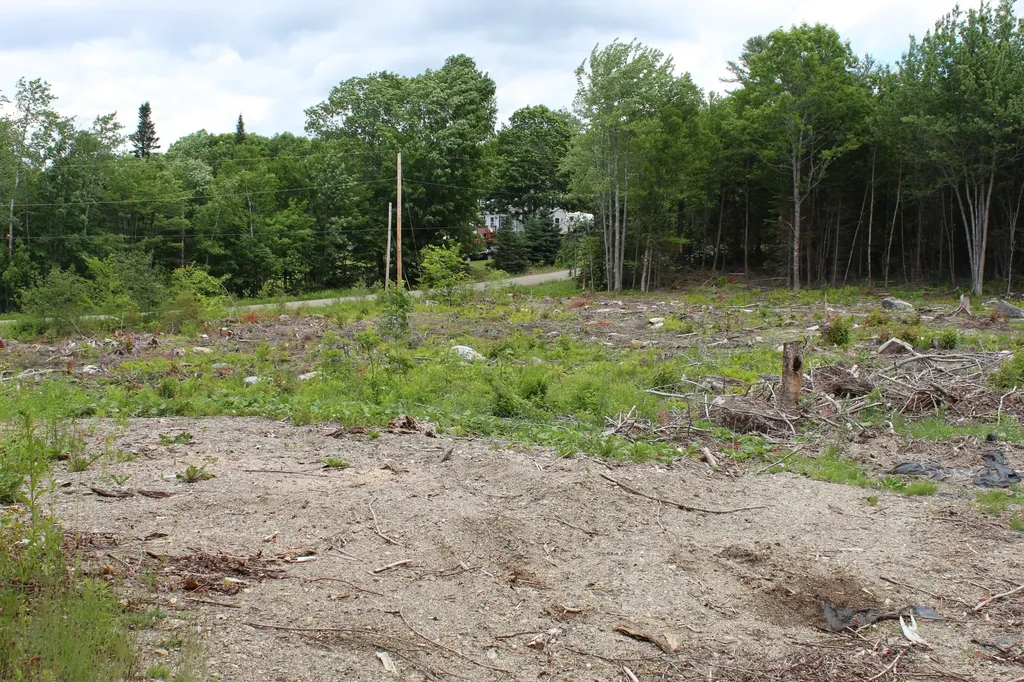 614 N Searsport Road Frankfort ME 04438