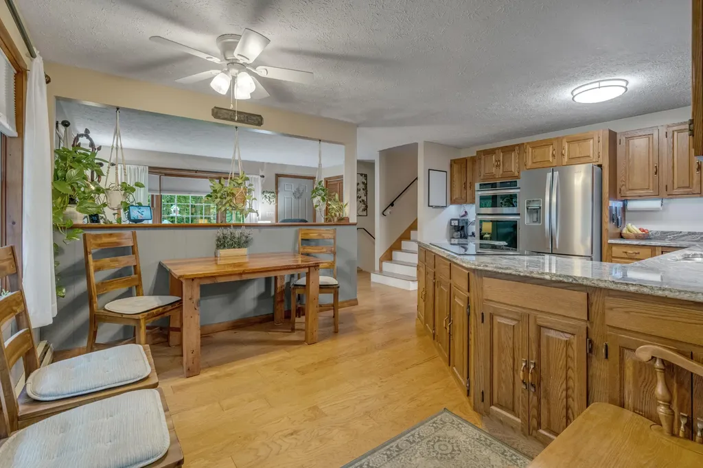 167 Mayberry Road Gray ME 04039