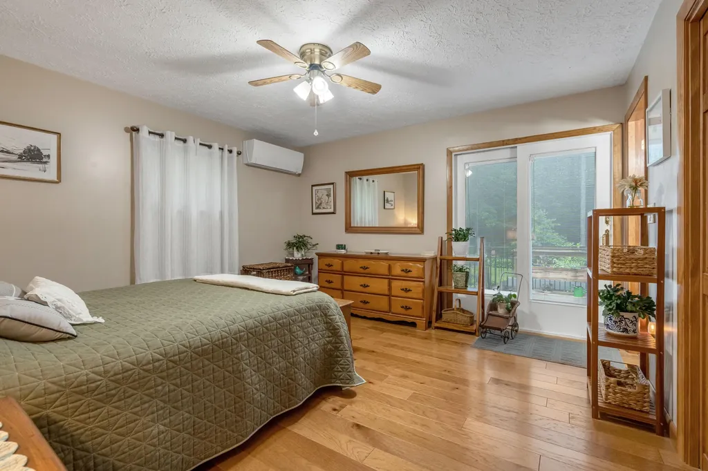 167 Mayberry Road Gray ME 04039
