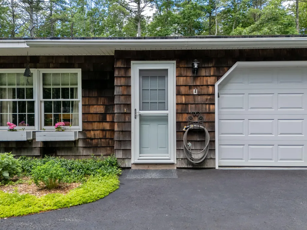 167 Mayberry Road Gray ME 04039