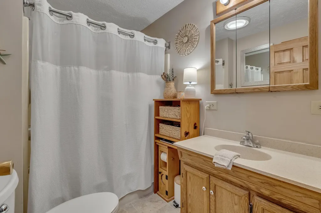 167 Mayberry Road Gray ME 04039