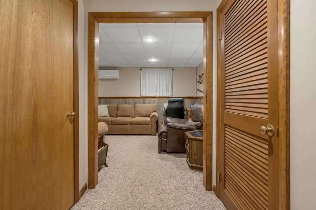 167 Mayberry Road Gray ME 04039