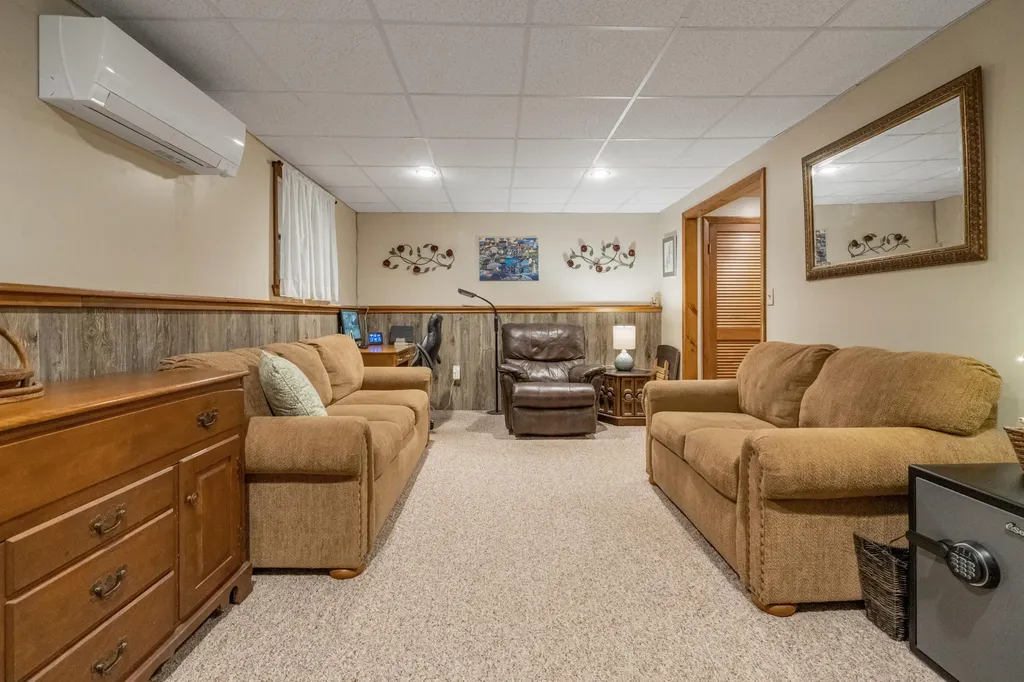 167 Mayberry Road Gray ME 04039
