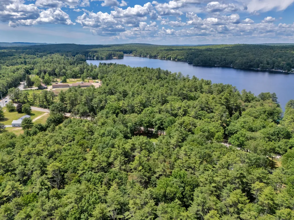 167 Mayberry Road Gray ME 04039